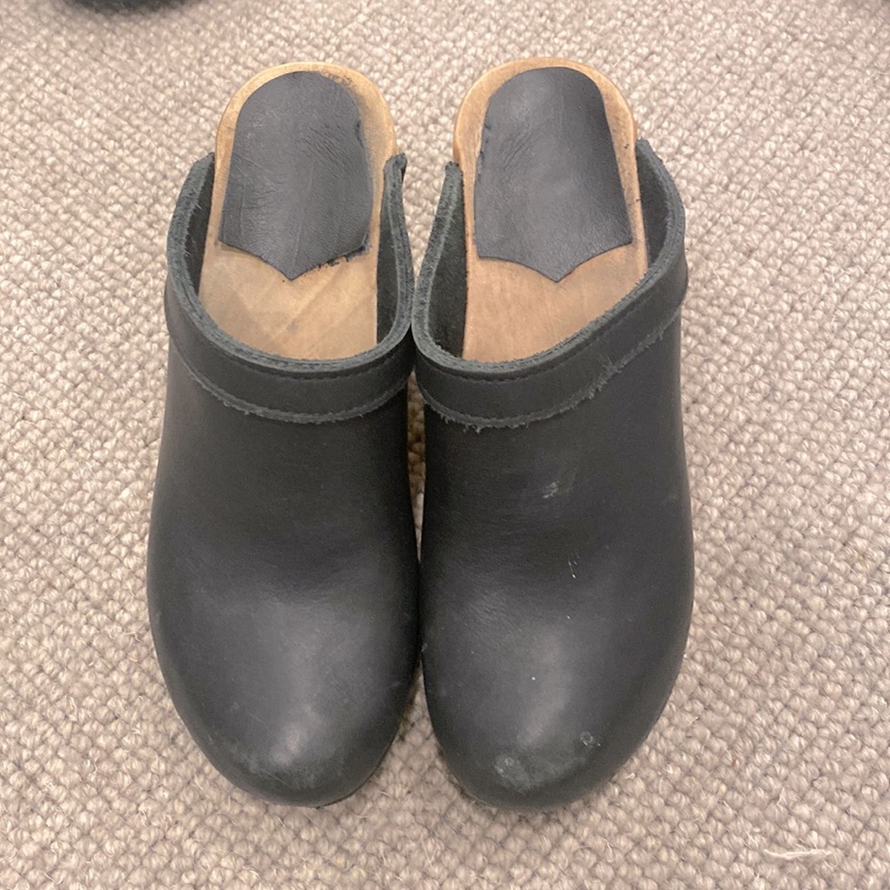 Black No.6 clogs size 36